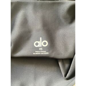 Alo Yoga Black High-Waist Leggings – Size XS – Sculpting Luxe Stretch